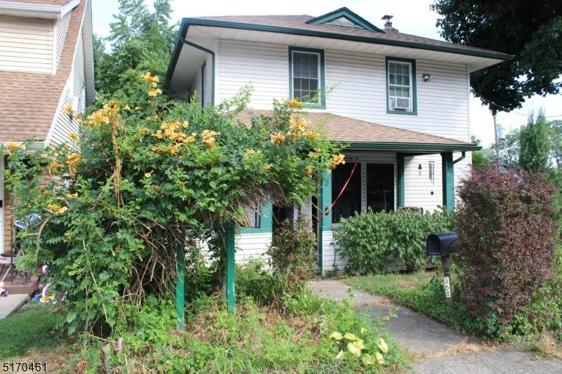 366 Dewolf Pl - Photo 1