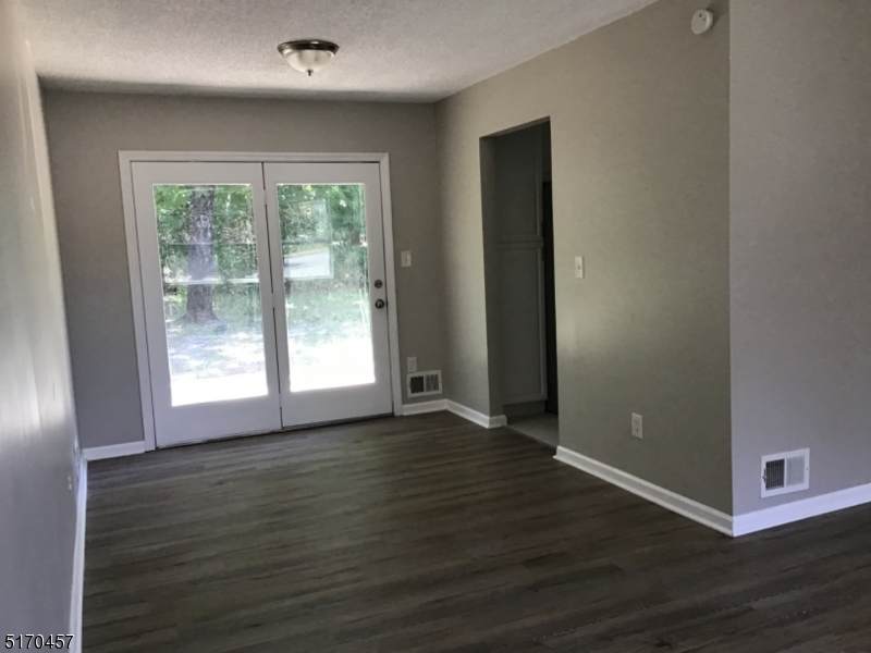 66 Bowline St - Photo 1