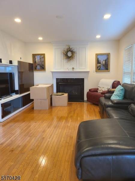 39 Continental Cir - Photo 1