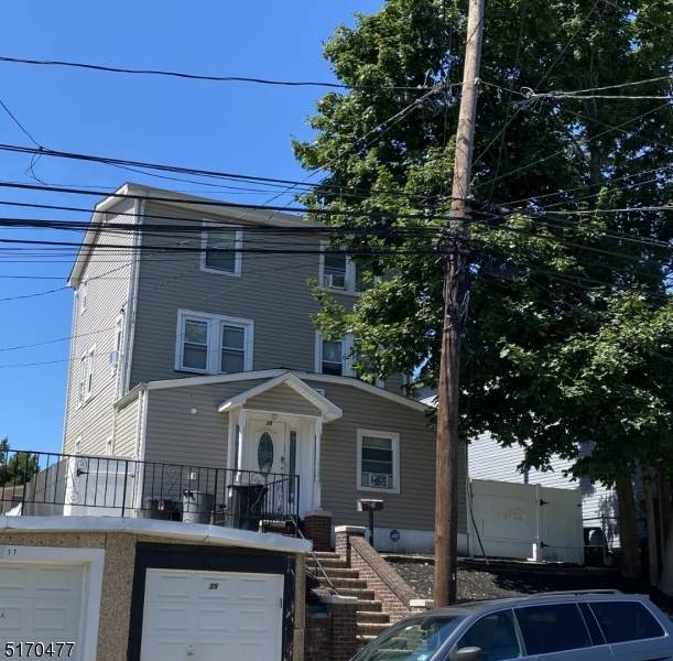 39 Van Houten Ave - Photo 1