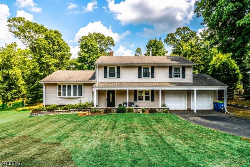 1076 Carteret Rd - Photo 1