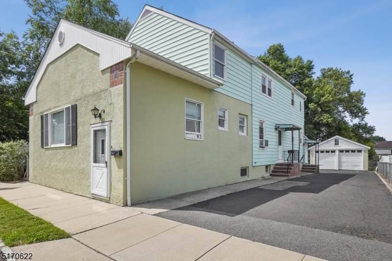 68 North St, Apt 3 - Photo 1