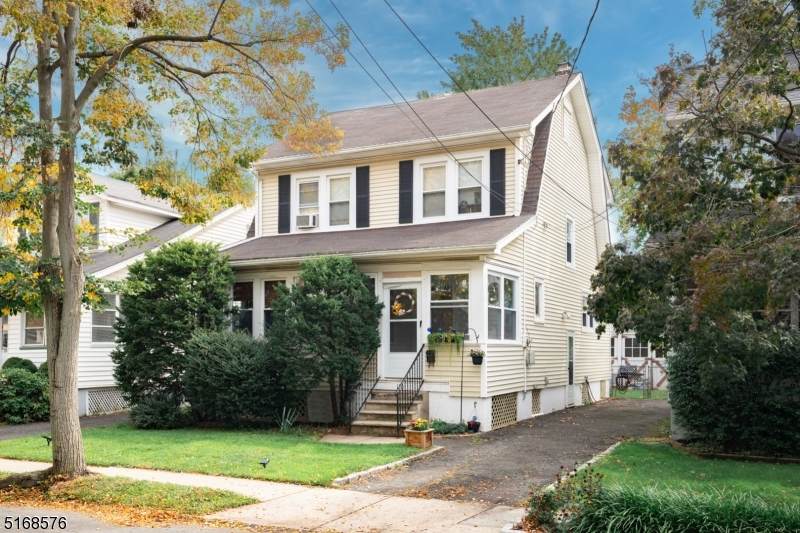 170 Jacoby St - Photo 1
