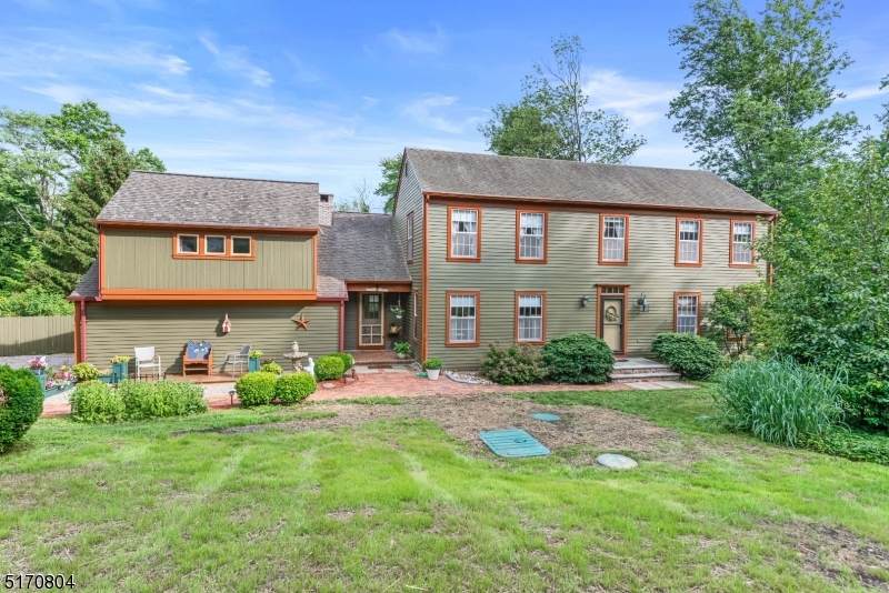 608 Millbrook Ave - Photo 1