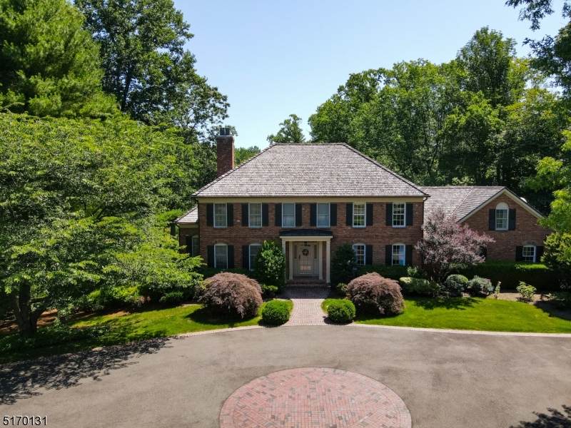 71 Beverly Dr - Photo 1