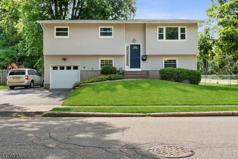 27 York Rd - Photo 1
