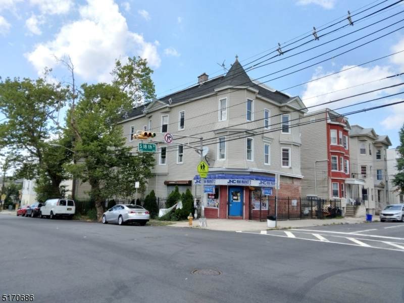661 S 18Th St - Photo 1