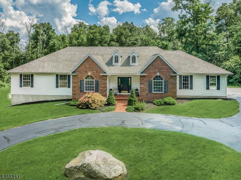 628 Fox Farm Road - Photo 1