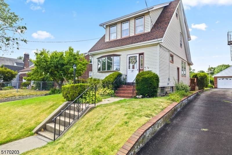 27 E Gibbons St - Photo 1