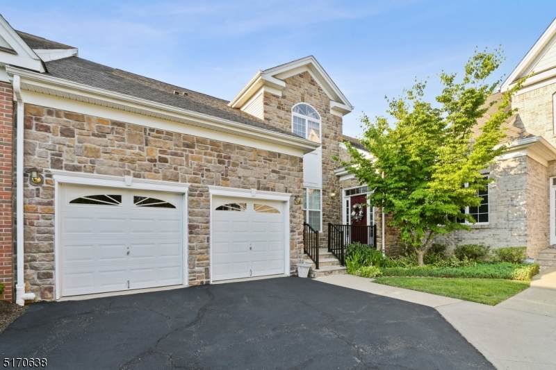 10 Hernandez Ct - Photo 1