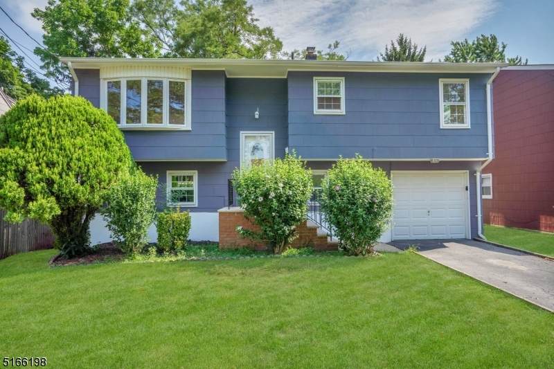 345 Valleyscent Ave - Photo 1