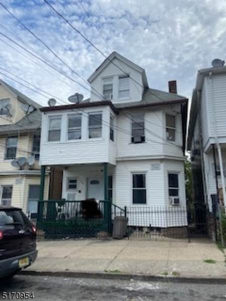 140 Kearney St - Photo 1