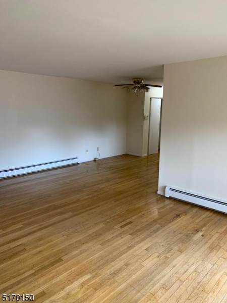 18 Deanna Dr - Photo 1