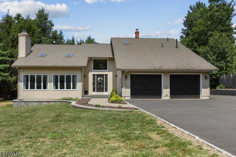 101 Lynn Dr - Photo 1