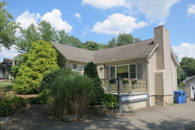 8 High St - Photo 1