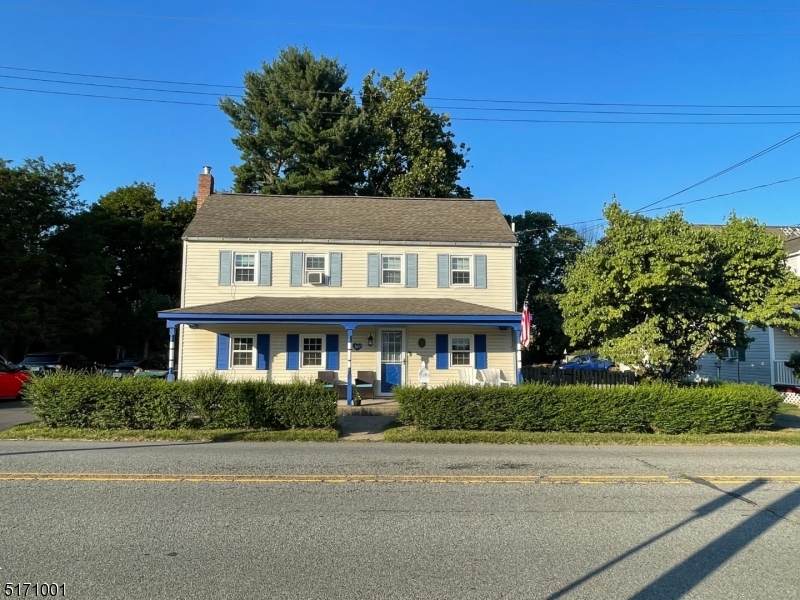 527 N Main St - Photo 1