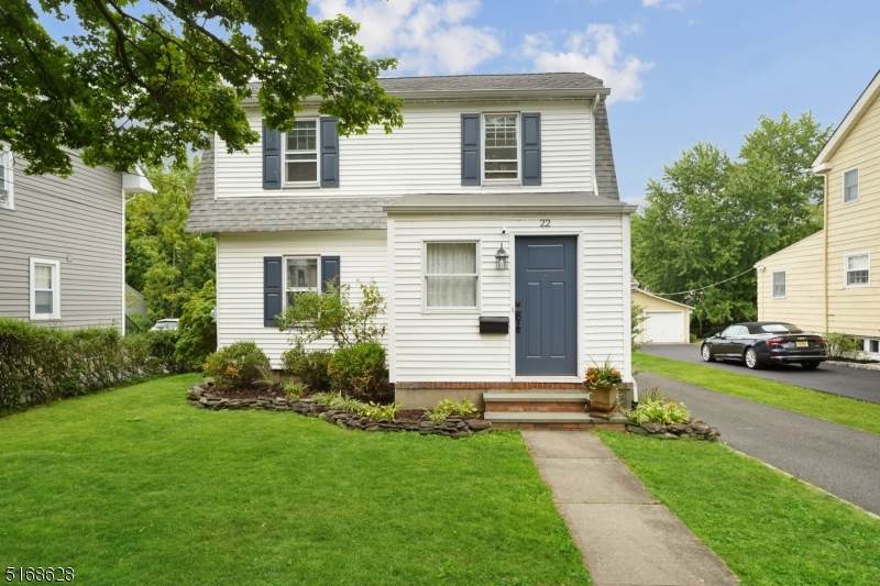 22 Lewis Ave - Photo 1