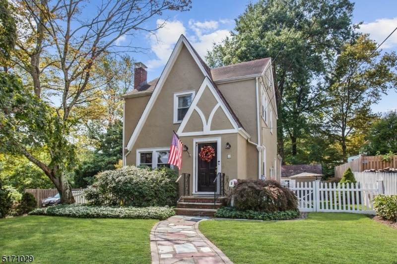 2 Lovell Ave - Photo 1