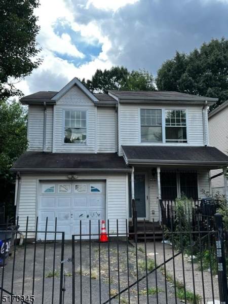 625 18th Ave - Photo 1