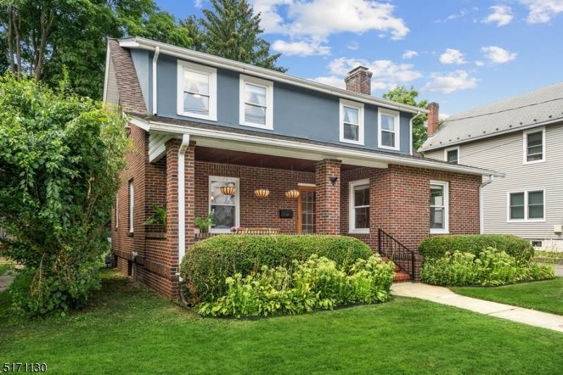 107 Princeton Ave - Photo 1
