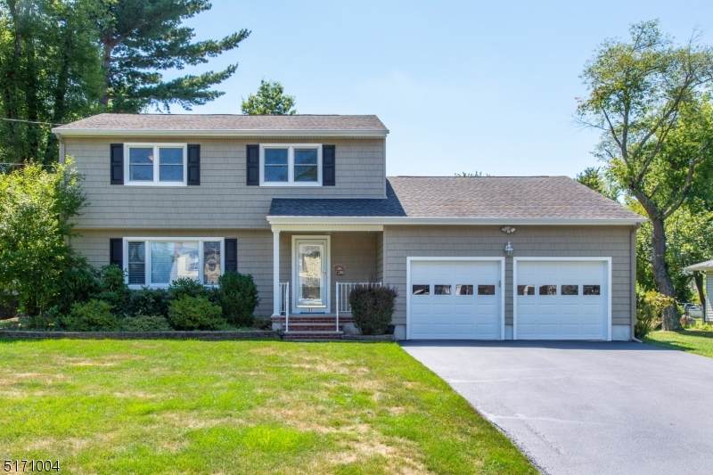 11 Mulford Ave - Photo 1