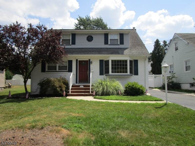 625 Cranford Ave - Photo 1