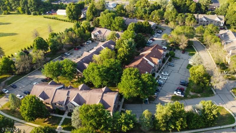 1404 Moonlight Ct - Photo 1