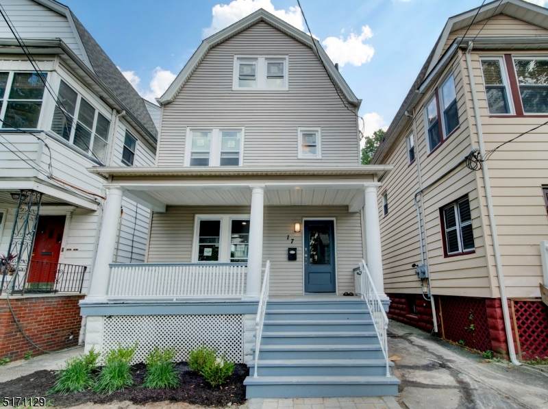17 Olive St - Photo 1