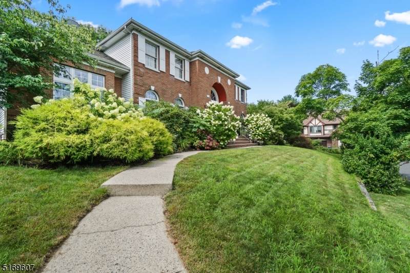 7 Oneill Dr - Photo 1