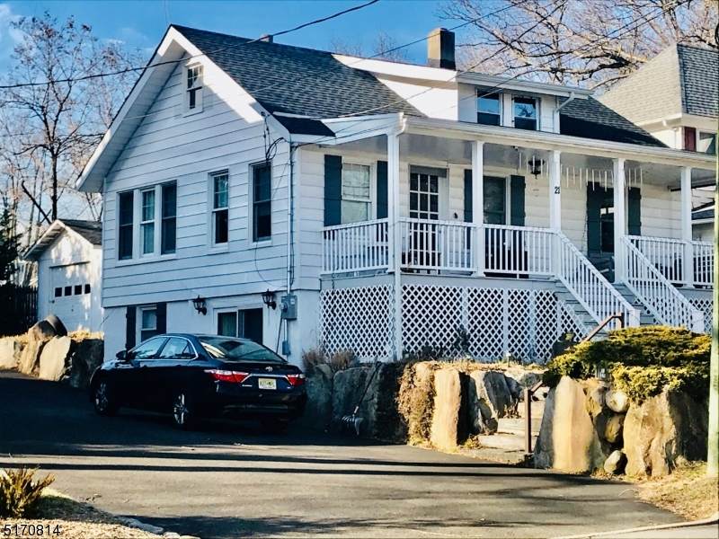21 Erie Ave - Photo 1