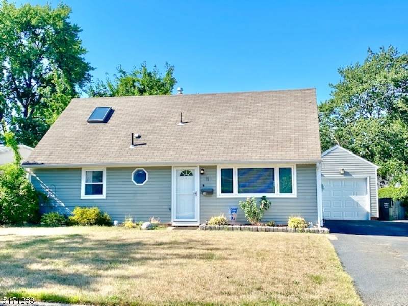 19 W Warren St - Photo 1