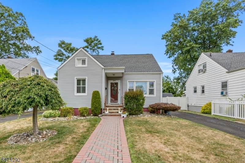 1212 Crescent Ave - Photo 1