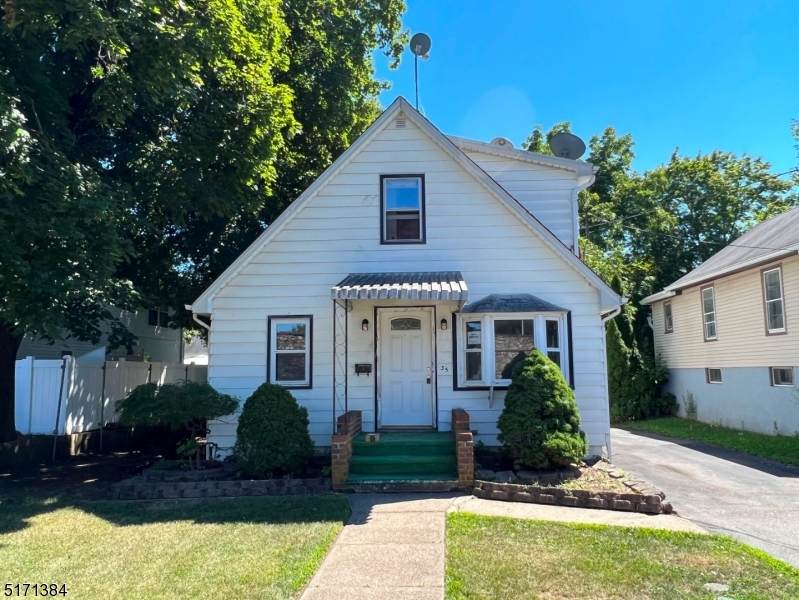 35 Ballston St - Photo 1