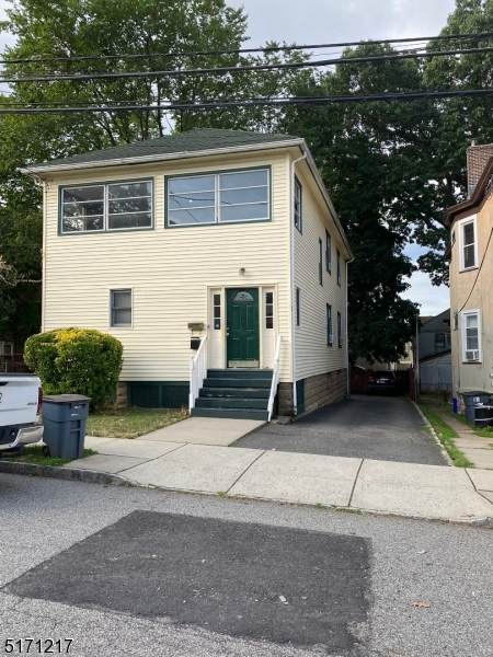 88 Maple St - Photo 1