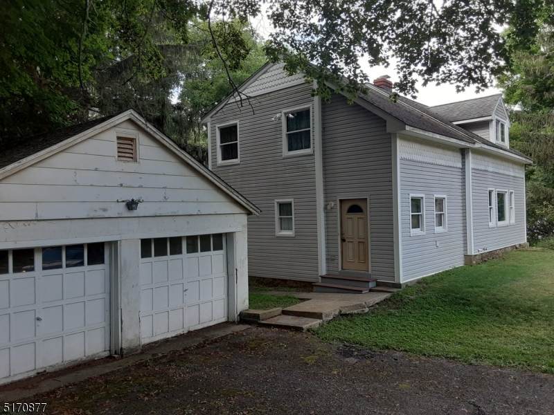1498 Sussex Tpke - Photo 1