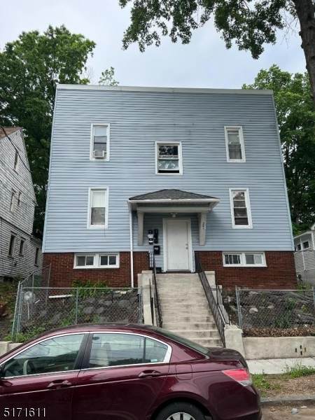 291 Smith St - Photo 1
