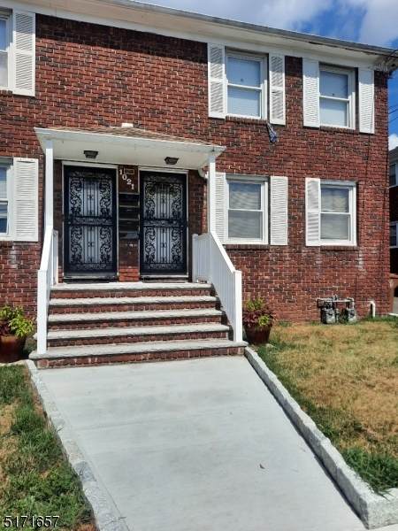 1021 E Elizabeth Ave - Photo 1