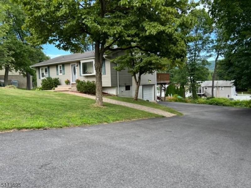 22 Hillside Dr - Photo 1