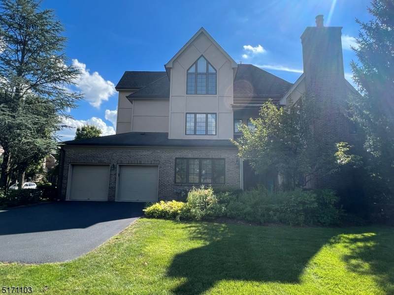 204 Bearwoods Rd - Photo 1