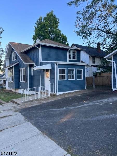 1540 Compton Ter - Photo 1