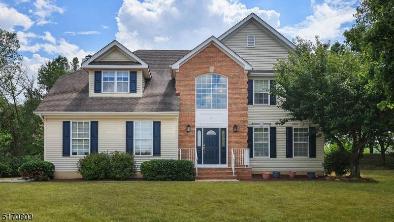 37 Westminster Ct - Photo 1