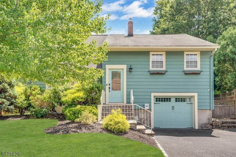 45 Mendell Ave - Photo 1