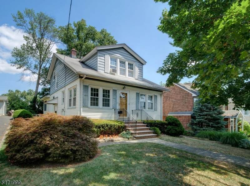 21 Severna Ave - Photo 1