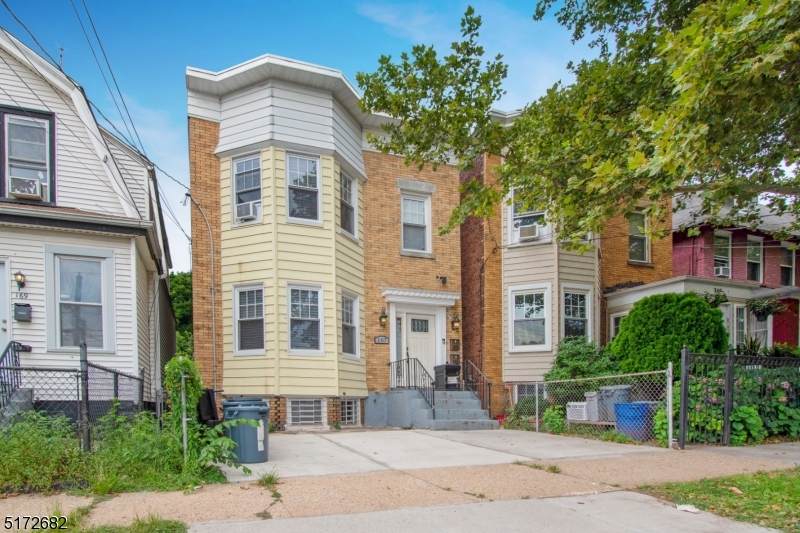 167 Milford Ave - Photo 1