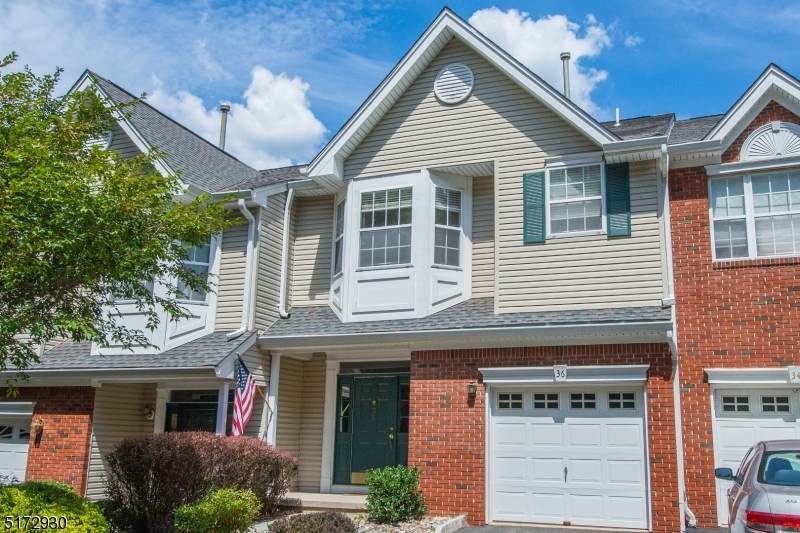 36 Kensington Dr - Photo 1