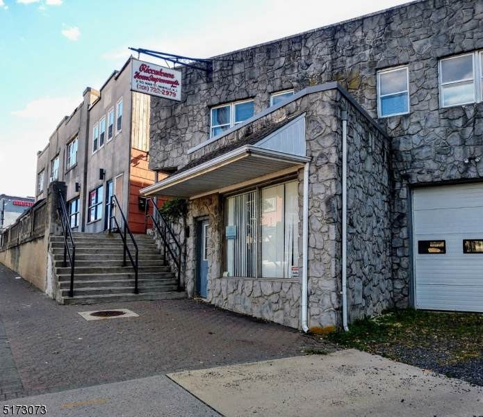 2 S Main St - Photo 1