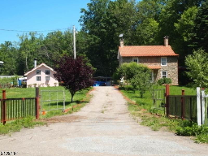 110 Van Syckels - Photo 1