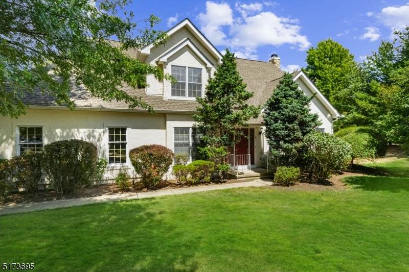30 Georgetown Ct - Photo 1