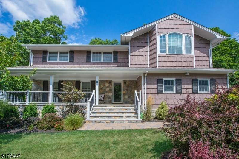 11 Consul Rd - Photo 1