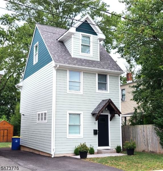 11 Franklin St - Photo 1
